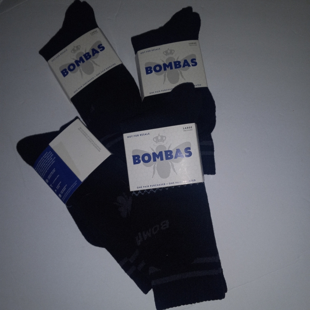 MEDIUM  ----only ---black Socks $6 PER PAIR
